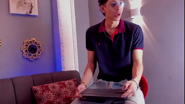 nicolai drake online show from November 15, 2025, 10:59 pm