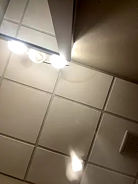 Snapshot of kev0n2389 chatting on September 10, 2025, 1:05 am kev0n2389 online show from September 10, 2025, 1:05 am