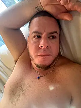 Snapshot of kev0n2389 chatting on September 20, 2025, 5:58 pm kev0n2389 online show from September 20, 2025, 5:58 pm