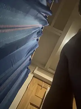 Snapshot of kev0n2389 chatting on October 15, 2025, 4:51 pm kev0n2389 online show from October 15, 2025, 4:51 pm