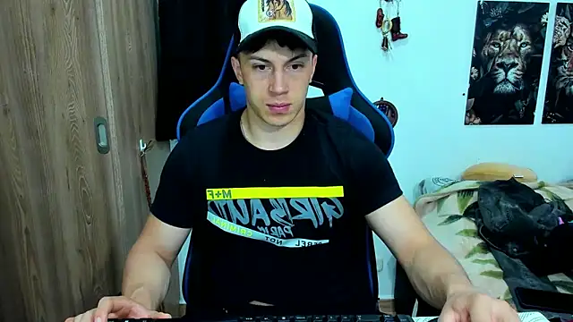 Snapshot of javiersexymann chatting on February 10, 2025, 2:19 am javiersexymann online show from February 10, 2025, 2:19 am