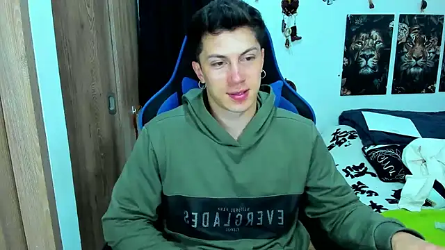 Snapshot of javiersexymann chatting on February 18, 2025, 11:41 pm javiersexymann online show from February 18, 2025, 11:41 pm