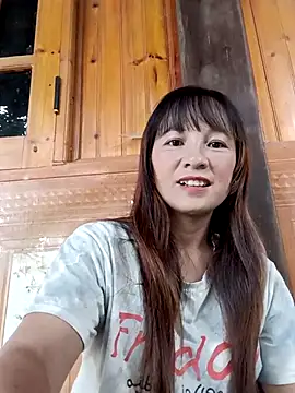 Snapshot of Mini3333 chatting on October 2, 2025, 8:43 am Mini3333 online show from October 2, 2025, 8:43 am