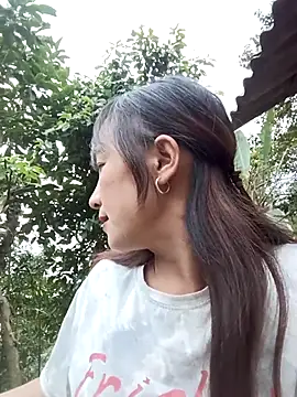 Mini3333 online show from October 23, 2025, 10:14 am