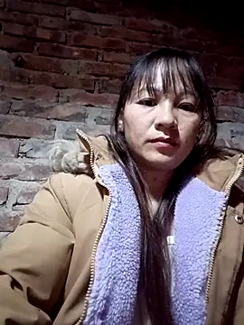 Mini3333 online show from November 19, 2025, 6:41 pm