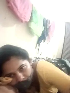 Snapshot of JULEE-740 chatting on October 4, 2025, 8:51 pm JULEE-740 online show from October 4, 2025, 8:51 pm