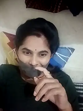 JULEE-740 online show from October 28, 2025, 3:25 pm