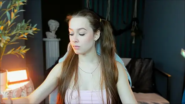 ArielSykes online show from October 30, 2025, 5:13 pm