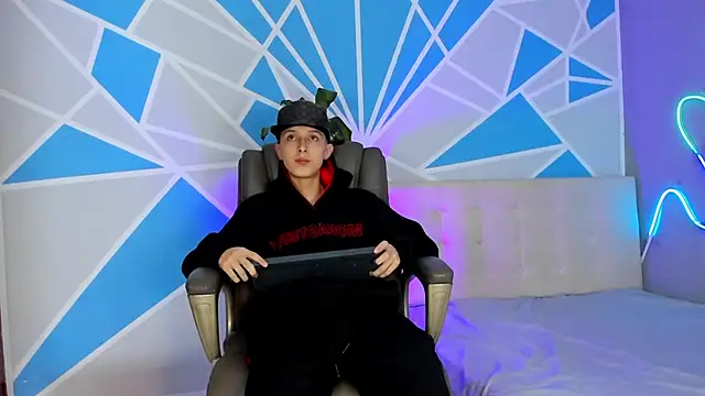 ArthurCox online show from October 12, 2025, 5:23 pm