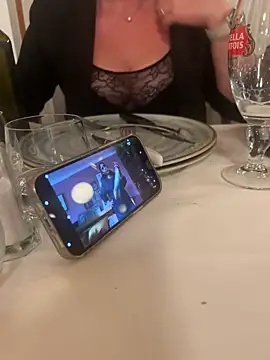 eddivad6974 online show from September 17, 2025, 7:48 pm