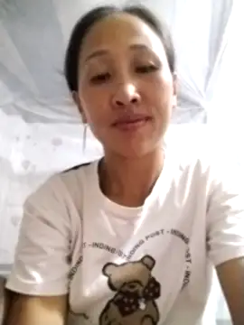 Snapshot of cute_love00 chatting on September 20, 2025, 10:49 am cute love00 online show from September 20, 2025, 10:49 am