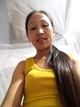 Snapshot of cute_love00 chatting on September 24, 2025, 3:43 am cute love00 online show from September 24, 2025, 3:43 am