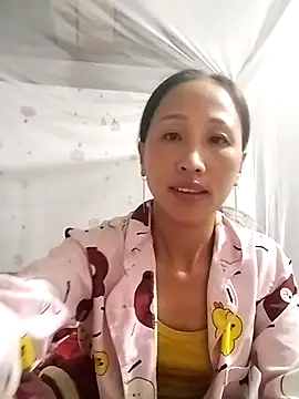 Snapshot of cute_love00 chatting on September 28, 2025, 9:20 pm cute love00 online show from September 28, 2025, 9:20 pm