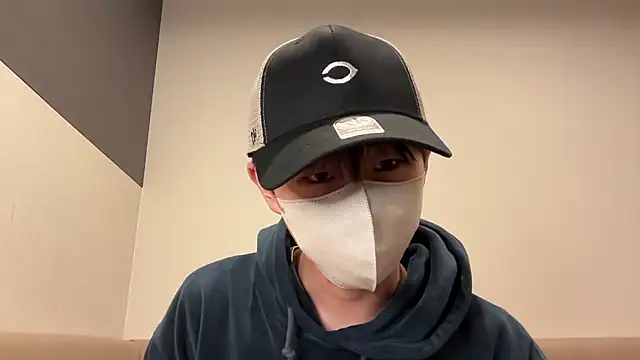 Snapshot of akkan_6868 chatting on November 25, 2025, 6:35 am akkan 6868 online show from November 25, 2025, 6:35 am