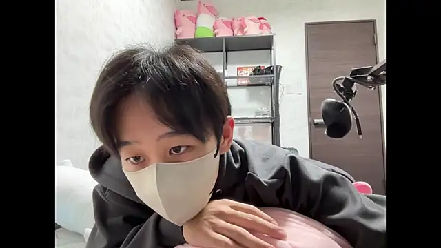 Snapshot of akkan_6868 chatting on December 4, 2025, 12:03 pm akkan 6868 online show from December 4, 2025, 12:03 pm