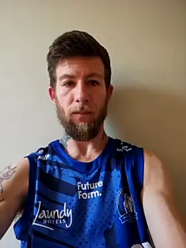 Snapshot of Couplesplay1 chatting on September 9, 2025, 2:44 am Couplesplay1 online show from September 9, 2025, 2:44 am