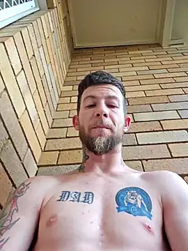 Snapshot of Couplesplay1 chatting on October 5, 2025, 7:39 am Couplesplay1 online show from October 5, 2025, 7:39 am