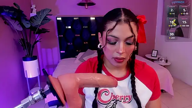 Snapshot of Micki__ chatting on November 7, 2025, 11:43 am Micki online show from November 7, 2025, 11:43 am