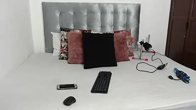 Snapshot of DaiishaWolf chatting on November 5, 2025, 6:30 pm DaiishaWolf online show from November 5, 2025, 6:30 pm