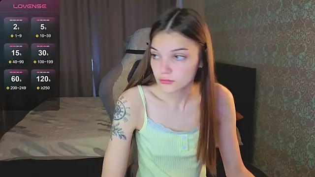 Snapshot of magic_shy_ chatting on September 25, 2025, 1:20 am magic shy  online show from September 25, 2025, 1:20 am