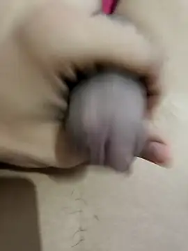 Snapshot of official_plsr5 chatting on September 19, 2025, 12:28 pm official plsr5 online show from September 19, 2025, 12:28 pm