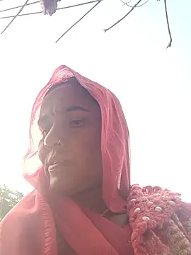 Pinky12A online show from November 19, 2025, 3:06 am