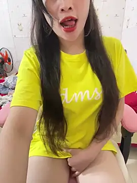 Snapshot of Lissa_xinh09 chatting on November 28, 2025, 3:31 am Lissa xinh09 online show from November 28, 2025, 3:31 am