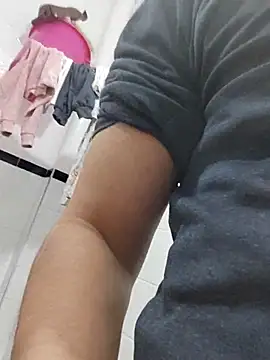 Snapshot of bilalbilal1 chatting on November 17, 2025, 1:22 am bilalbilal1 online show from November 17, 2025, 1:22 am