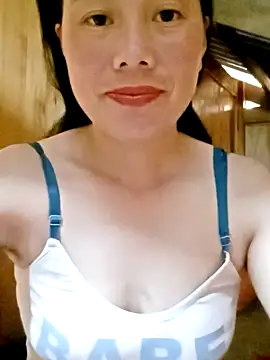 Snapshot of LyyChac chatting on September 9, 2025, 7:41 am LyyChac online show from September 9, 2025, 7:41 am