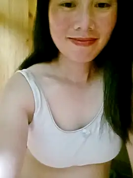 Snapshot of LyyChac chatting on September 12, 2025, 1:44 pm LyyChac online show from September 12, 2025, 1:44 pm