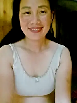 Snapshot of LyyChac chatting on September 17, 2025, 12:51 pm LyyChac online show from September 17, 2025, 12:51 pm