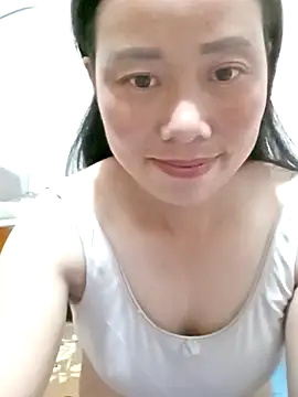 Snapshot of LyyChac chatting on October 11, 2025, 6:56 am LyyChac online show from October 11, 2025, 6:56 am