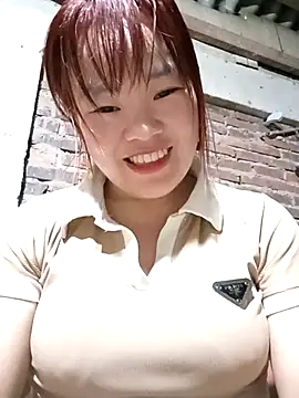 Snapshot of sukabae00 chatting on September 13, 2025, 1:00 pm sukabae00 online show from September 13, 2025, 1:00 pm