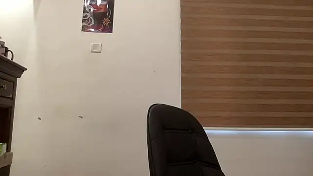 Snapshot of LucytheDevilQueen chatting on December 1, 2025, 3:00 am LucytheDevilQueen online show from December 1, 2025, 3:00 am