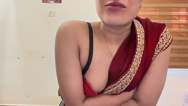 Snapshot of LucytheDevilQueen chatting on December 5, 2025, 3:15 am LucytheDevilQueen online show from December 5, 2025, 3:15 am