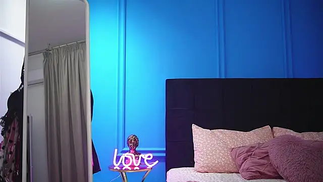 Snapshot of alexxisrae chatting on November 15, 2025, 4:21 am alexxisrae online show from November 15, 2025, 4:21 am