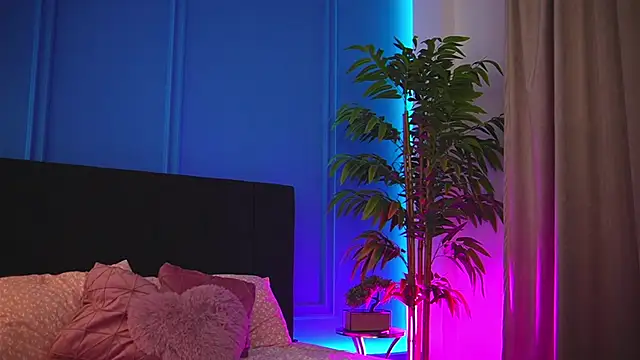 Snapshot of alexxisrae chatting on December 4, 2025, 4:00 am alexxisrae online show from December 4, 2025, 4:00 am