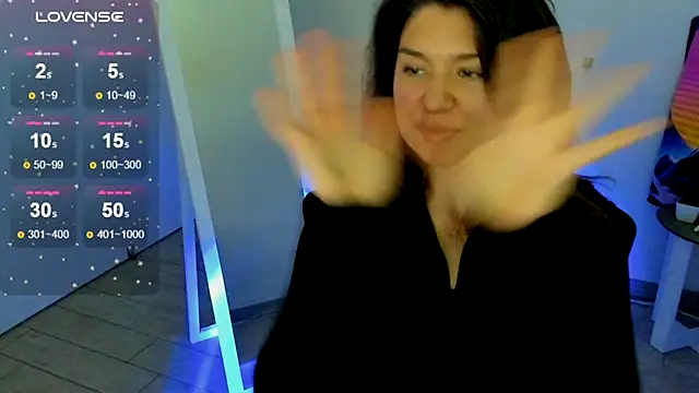 Snapshot of Sandra_Curly chatting on October 19, 2025, 7:14 pm Sandra Curly online show from October 19, 2025, 7:14 pm