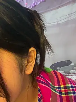 Snapshot of thaoyeuuu chatting on September 17, 2025, 1:13 pm thaoyeuuu online show from September 17, 2025, 1:13 pm
