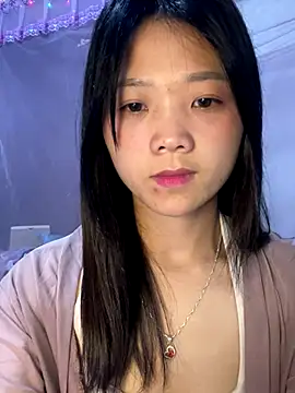 Snapshot of thaoyeuuu chatting on September 19, 2025, 2:40 pm thaoyeuuu online show from September 19, 2025, 2:40 pm