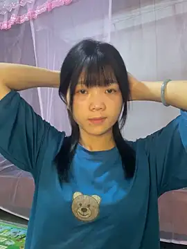 Snapshot of thaoyeuuu chatting on October 1, 2025, 3:23 am thaoyeuuu online show from October 1, 2025, 3:23 am