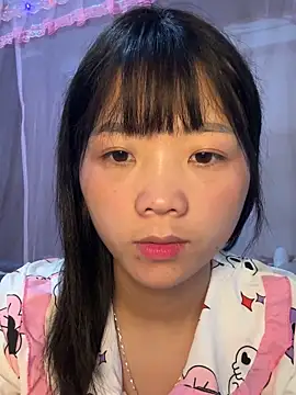 Snapshot of thaoyeuuu chatting on October 5, 2025, 5:17 am thaoyeuuu online show from October 5, 2025, 5:17 am