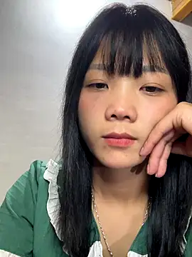 Snapshot of thaoyeuuu chatting on October 12, 2025, 12:59 pm thaoyeuuu online show from October 12, 2025, 12:59 pm