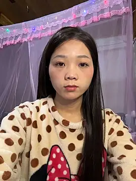 thaoyeuuu online show from November 13, 2025, 5:39 am