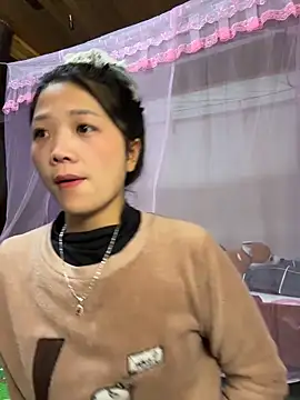 thaoyeuuu online show from November 14, 2025, 12:15 pm