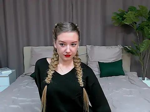 DarcyWilsy online show from November 30, 2025, 6:23 pm