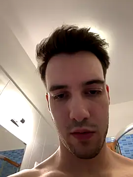 Snapshot of Raveman chatting on November 22, 2025, 7:24 pm Raveman online show from November 22, 2025, 7:24 pm