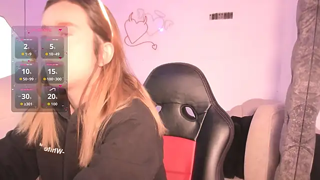 Snapshot of kristal_joi_dl chatting on September 17, 2025, 12:40 pm kristal joi dl online show from September 17, 2025, 12:40 pm