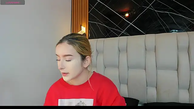 Snapshot of kristal_joi_dl chatting on November 13, 2025, 12:48 pm kristal joi dl online show from November 13, 2025, 12:48 pm