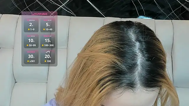 Snapshot of kristal_joi_dl chatting on November 30, 2025, 1:26 pm kristal joi dl online show from November 30, 2025, 1:26 pm